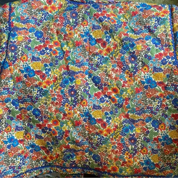 Quilted jacket in Liberty® Margaret Annie print - Picture 4 of 7